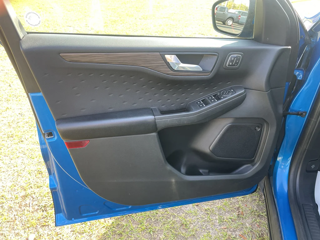 2020 Ford Escape Titanium - Photo 19