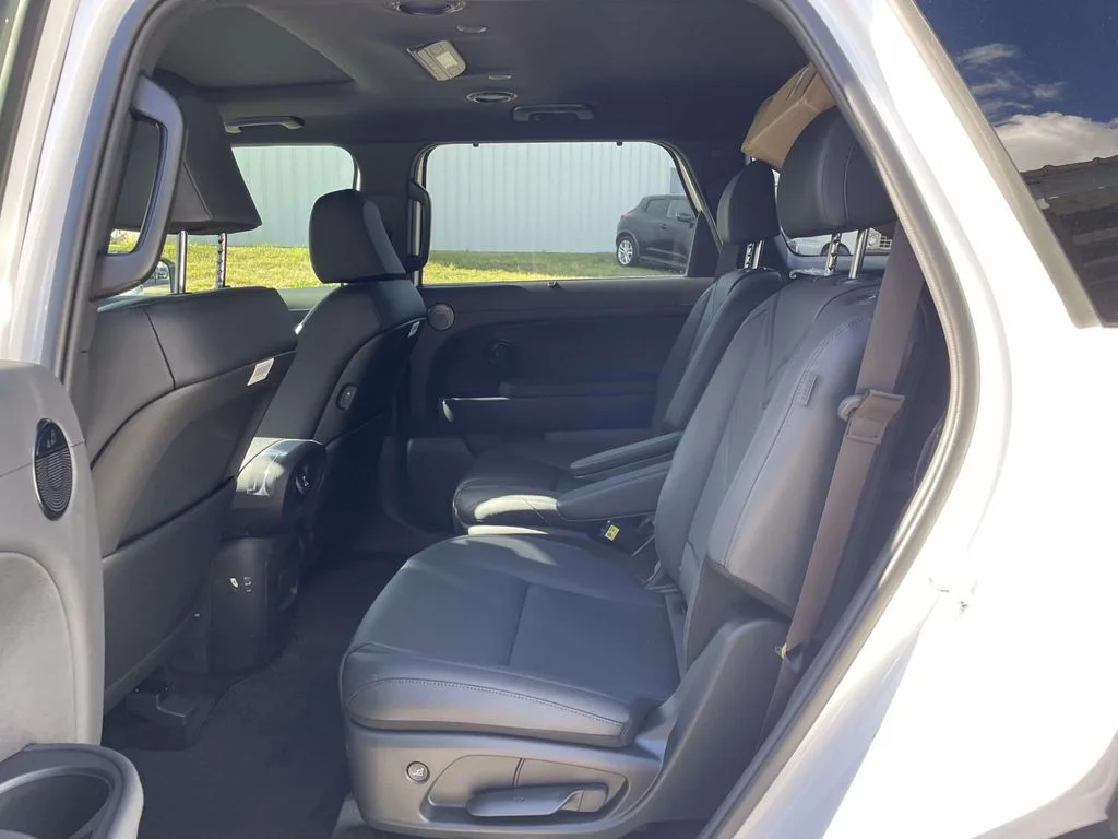 New 2026 White Hyundai XRT Pro image 11