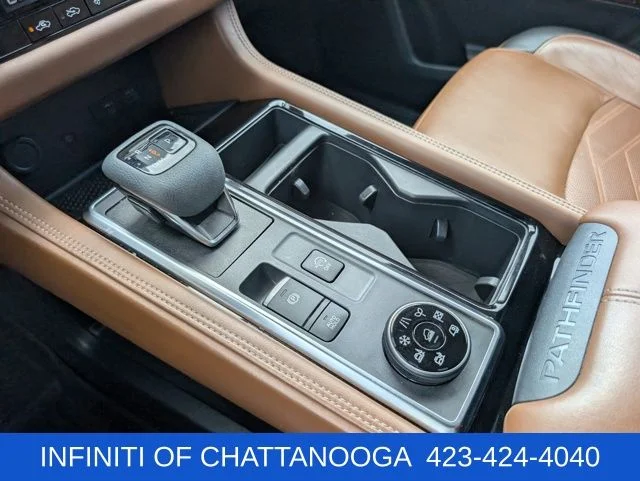 Used 2023 Black Nissan Platinum image 19