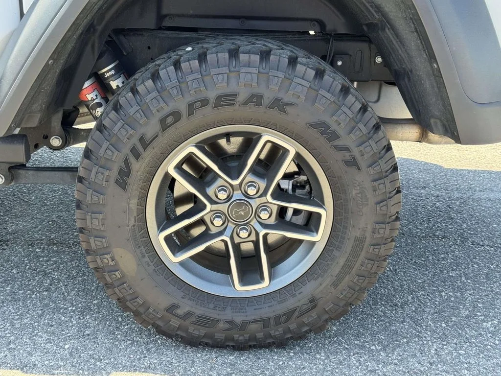 2024 Jeep Gladiator Mojave - Photo 12