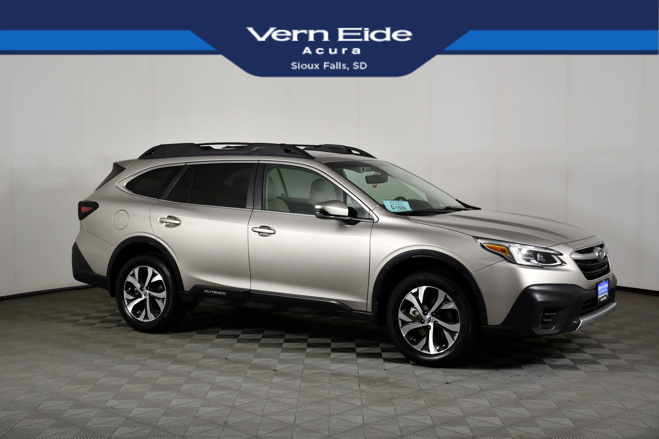 Used 2020 Tungsten Metallic Subaru Limited image 1
