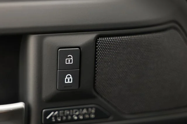 New 2026 Gray Land Rover X-Dynamic SE image 19