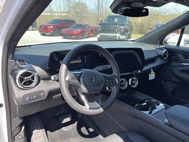 New 2026 Summit White Chevrolet LT image 6