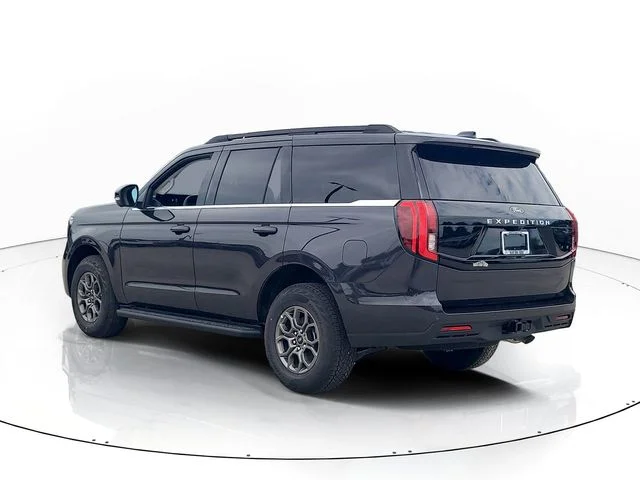 New 2027 Gray Metallic Ford Active image 7