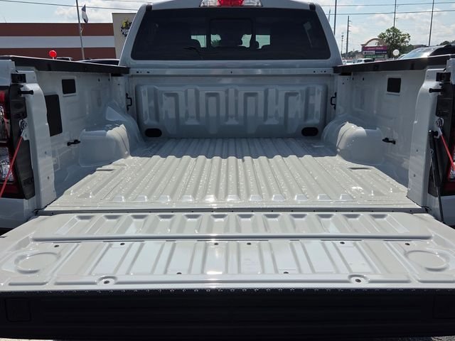 New 2026 Avalanche Ford XLT image 10