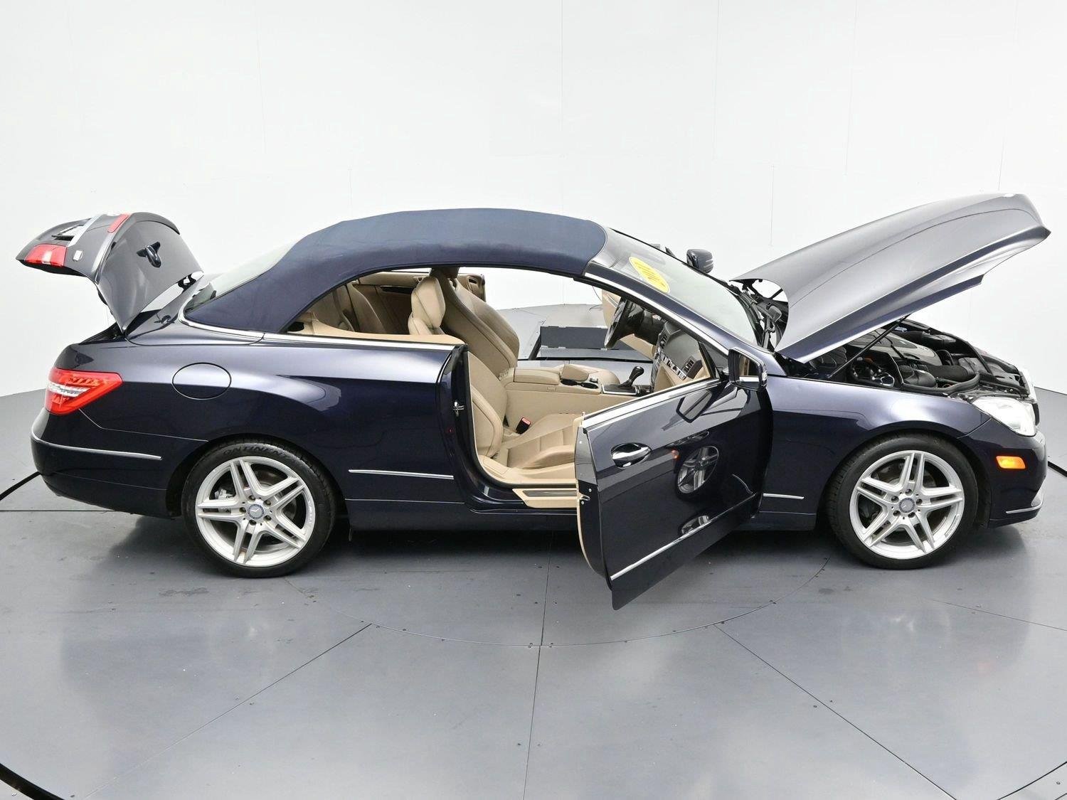 Used 2011 Capri Blue Metallic Mercedes-Benz E 350 image 41