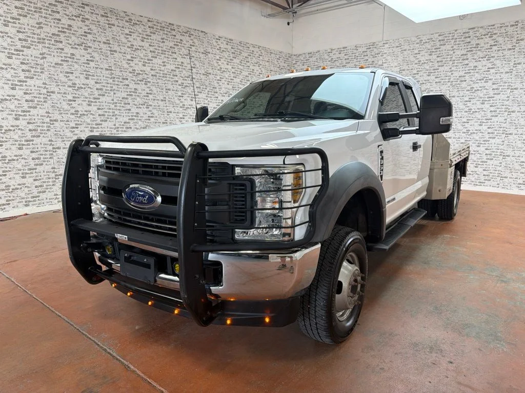 Used 2019 Oxford White Ford XL image 3