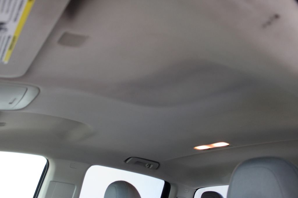 Used 2020 White Chevrolet LT image 25