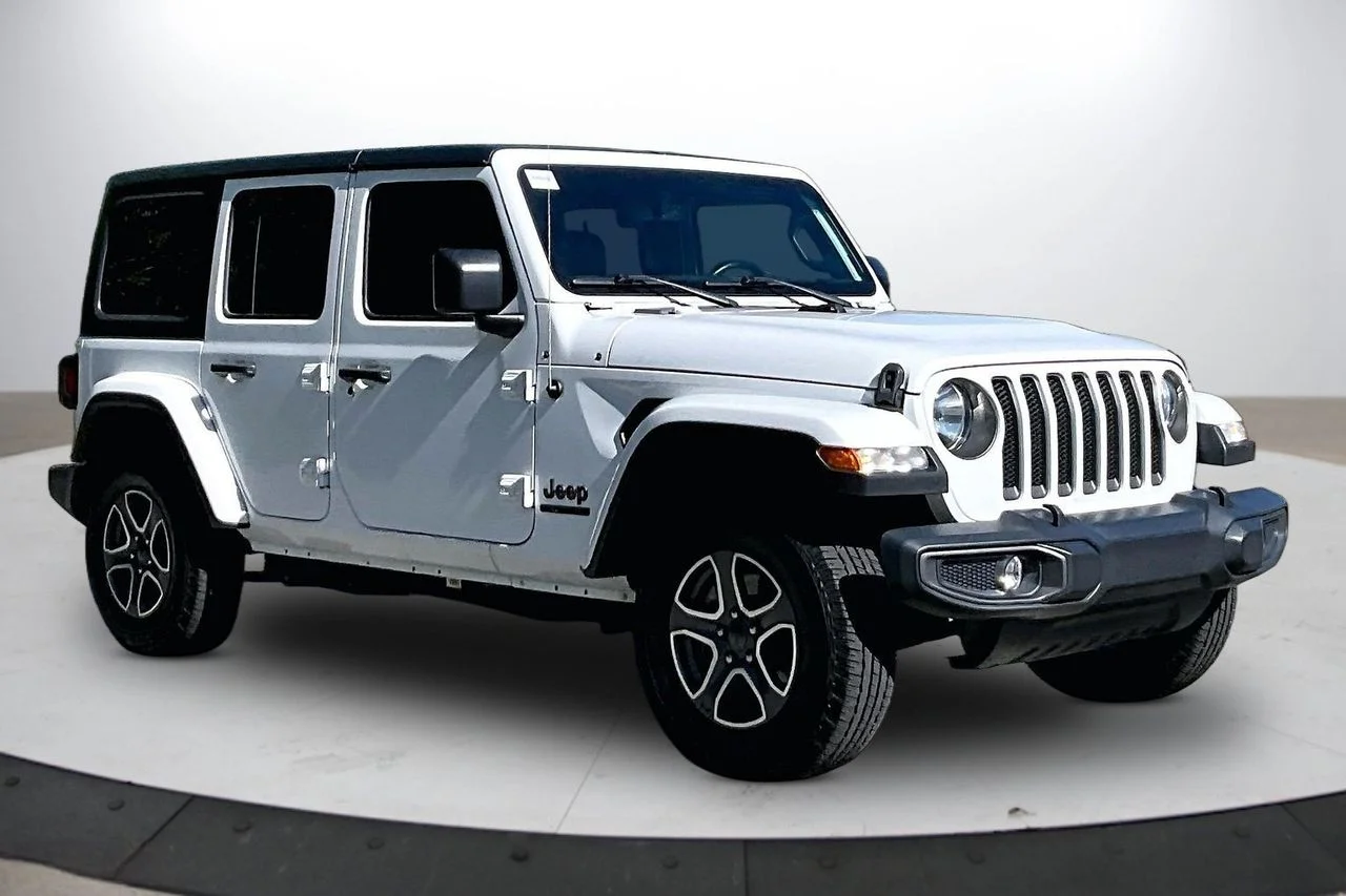 Used 2021 White Jeep Sport S image 2