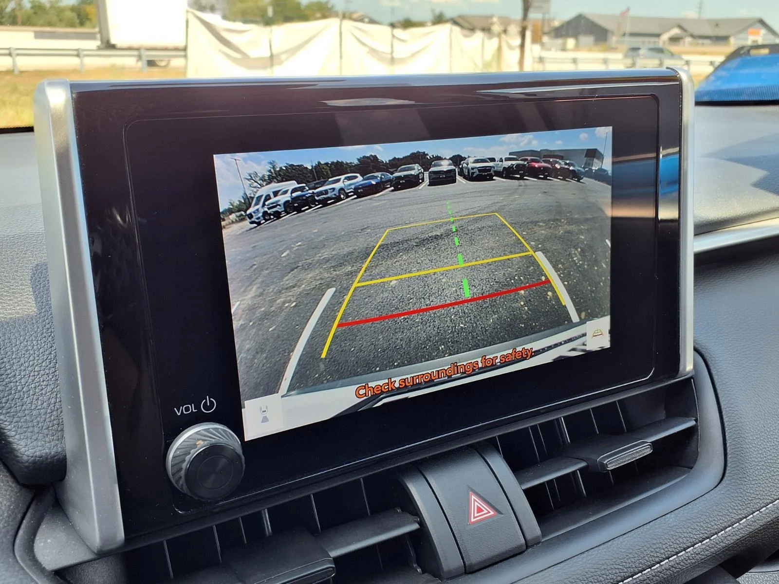 Used 2025 Ice Cap Toyota XLE image 4