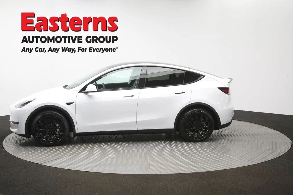 Used 2021 White Tesla Long Range image 55