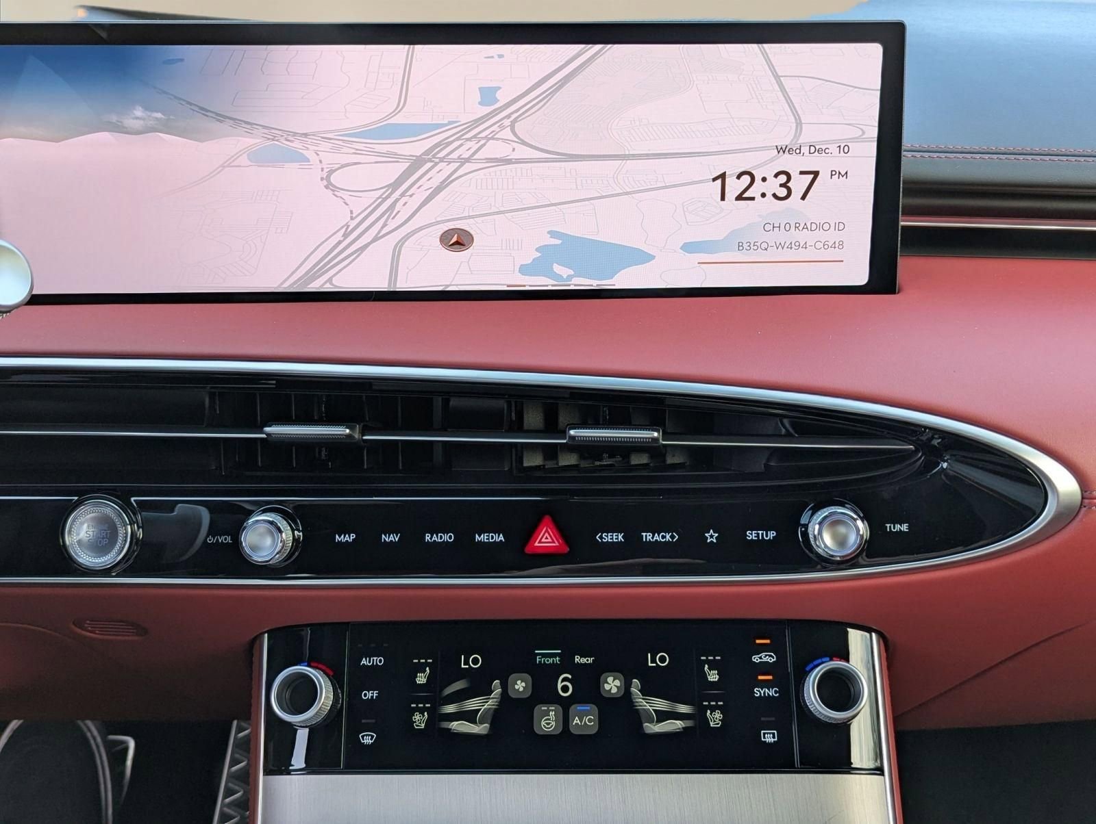 2026 GENESIS GV70 Sport Advanced - Photo 9