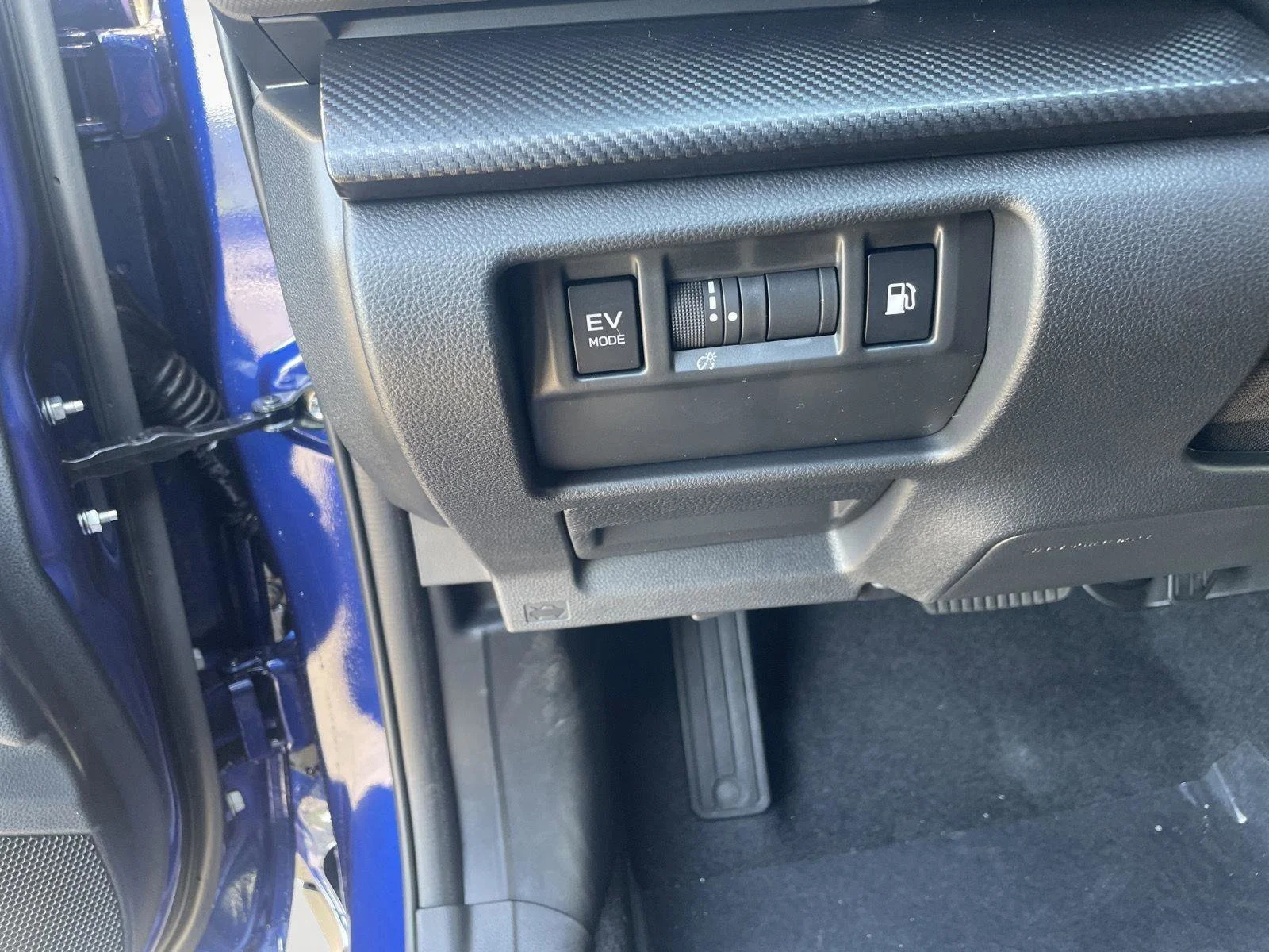 New 2026 Sapphire Blue Pearl Subaru Limited Hybrid image 12