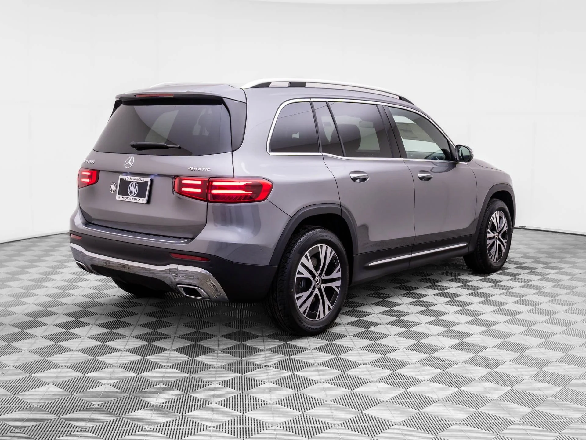 New 2026 Gray Mercedes-Benz GLB 250 image 5