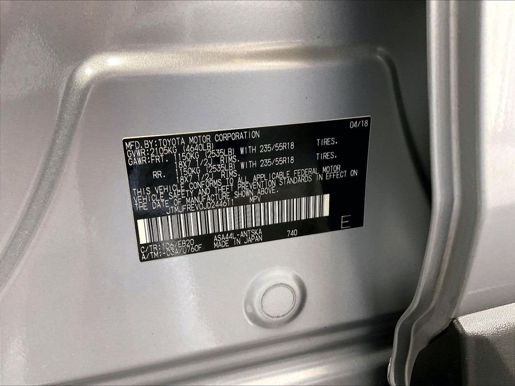 Used 2018 Silver Toyota SE image 36