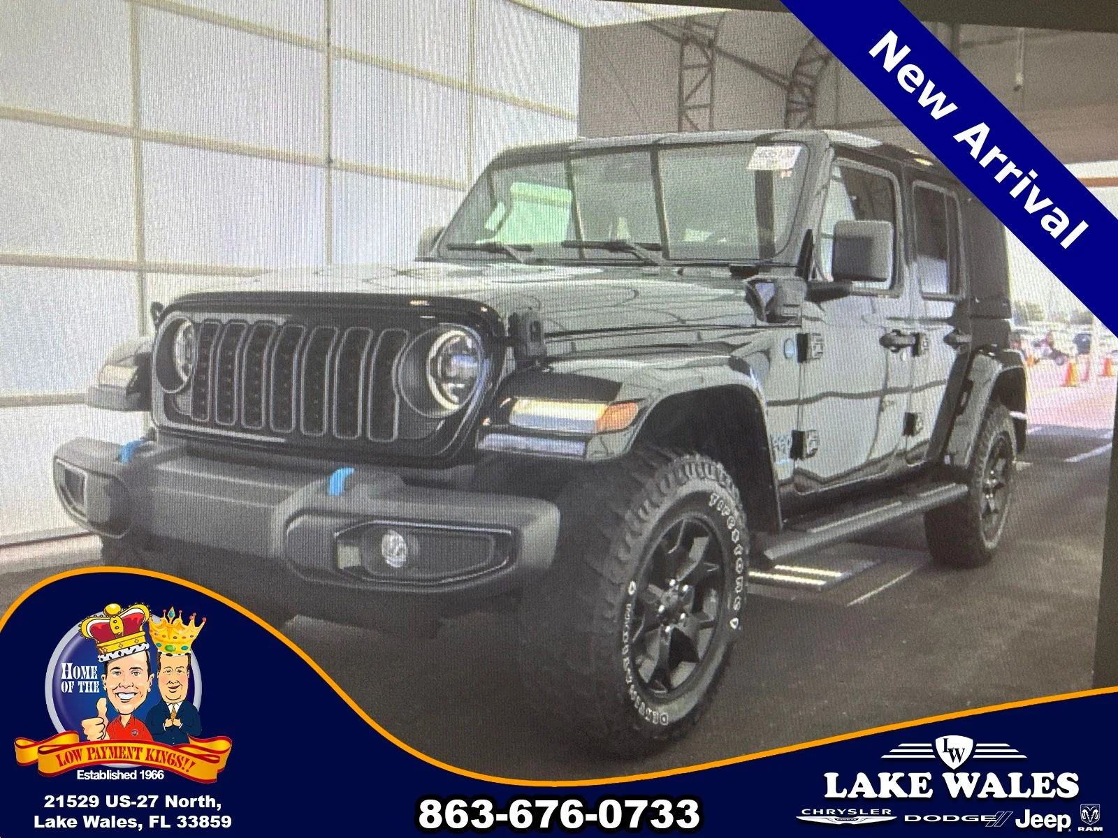 Used 2024 Black Jeep Sport S 4xe image 2
