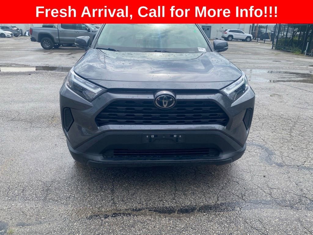 Used 2023 Toyota RAV4 XLE with VIN 2T3P1RFV4PC391762 for sale in Kansas City