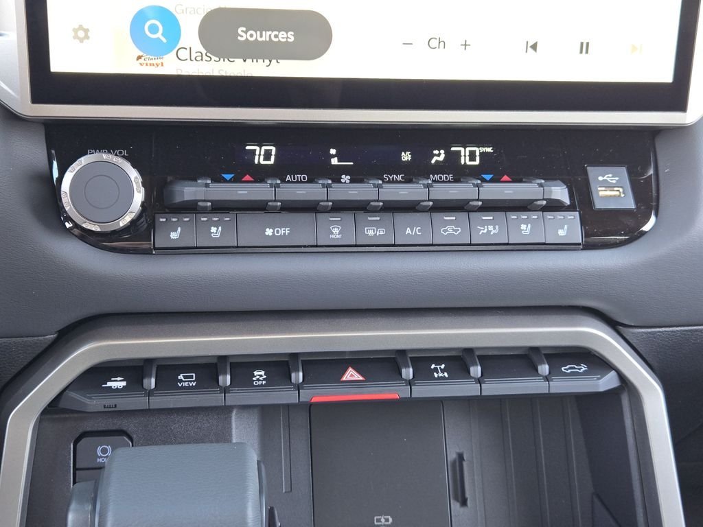 2026 Toyota Tundra Platinum - Photo 16