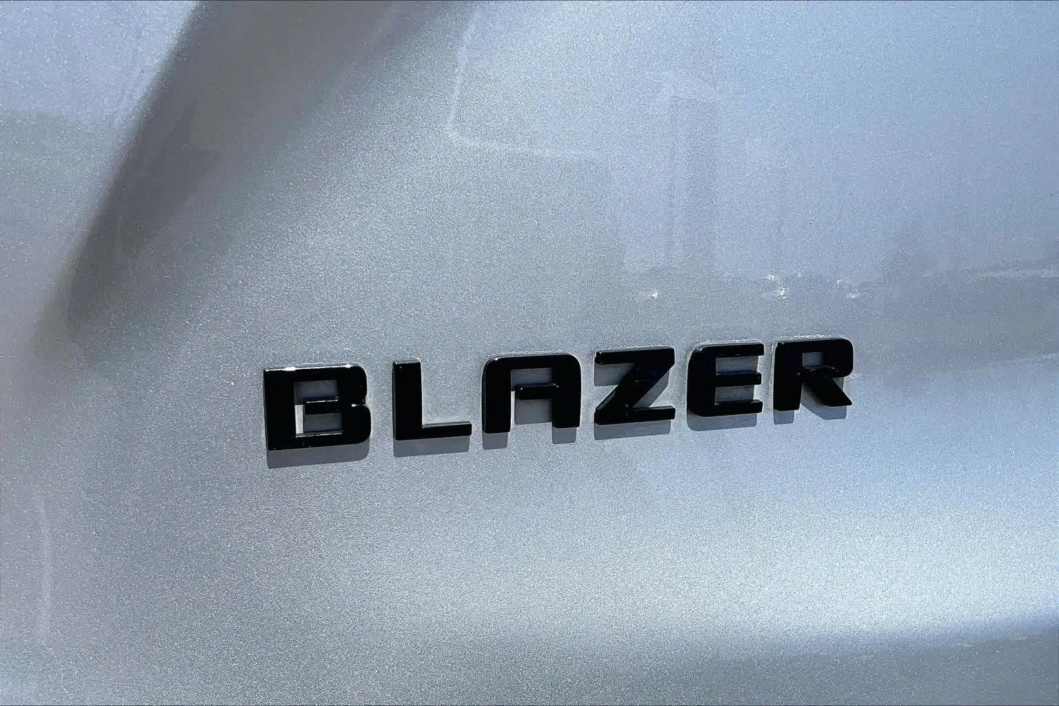 Used 2022 Silver Ice Metallic Chevrolet RS image 31