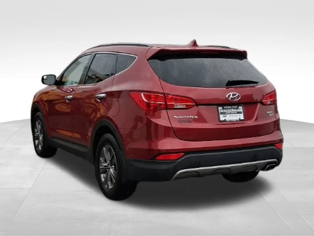 Used 2014 Serrano Red Hyundai Base image 5