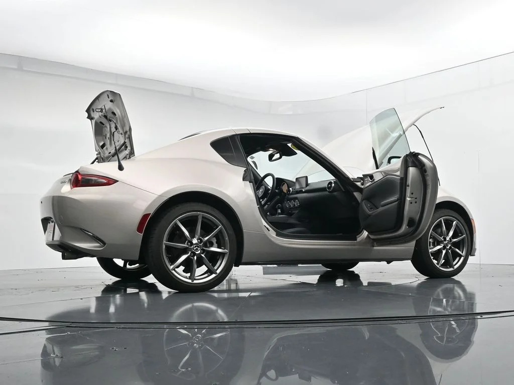 Used 2022 Silver Mazda Grand Touring image 37
