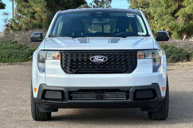 New 2026 Space White Metallic Ford XLT image 29