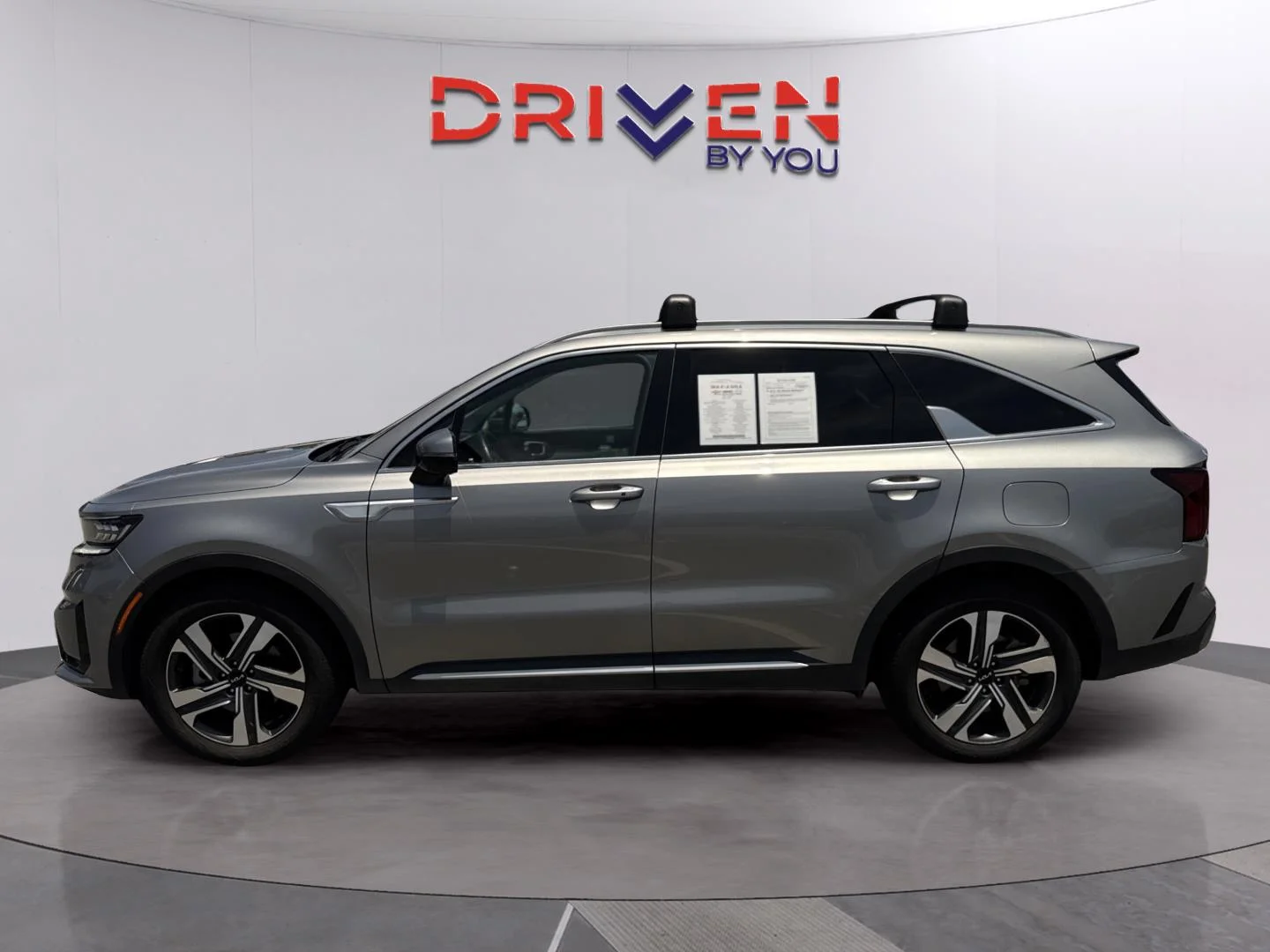 Used 2022 Steel Gray Kia SX Prestige image 2