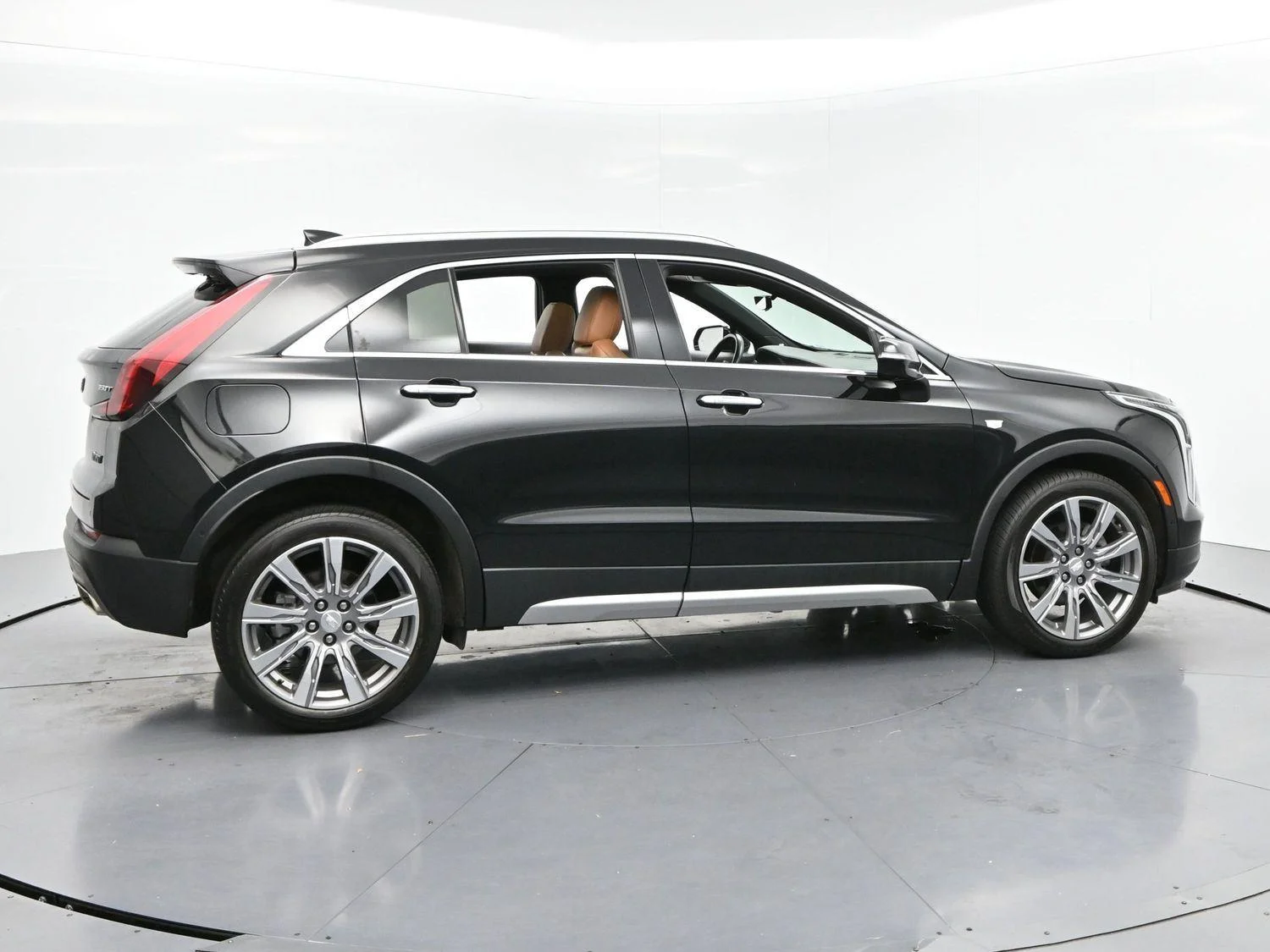 Used 2022 Stellar Black Metallic Cadillac Premium Luxury image 8