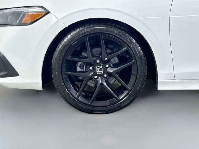 Used 2024 Platinum White Pearl Honda Sport image 34