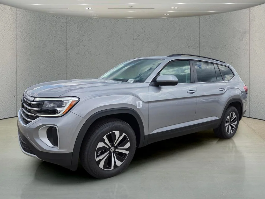 New 2026 Silver Volkswagen 2.0T SE image 9