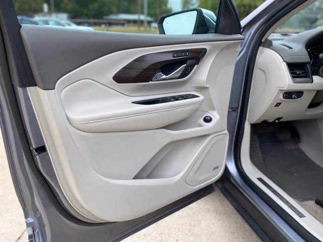 Used 2018 Gray GMC Denali image 22