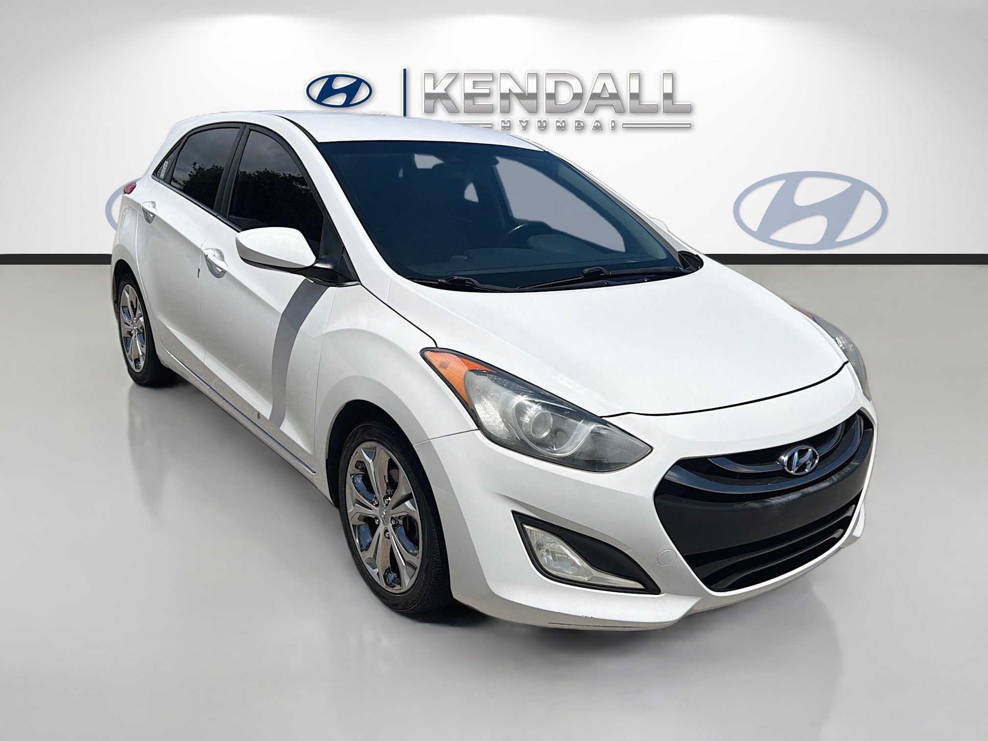 2013 Hyundai Elantra GT 1.8 6-Speed A/T's photo
