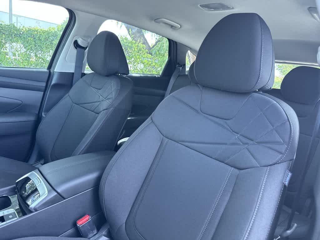 New 2026 Phantom Black Hyundai SE FWD image 14