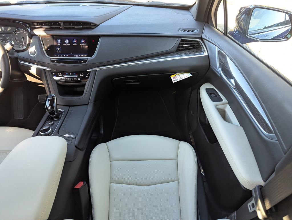 2025 Cadillac XT5 Sport - Photo 15