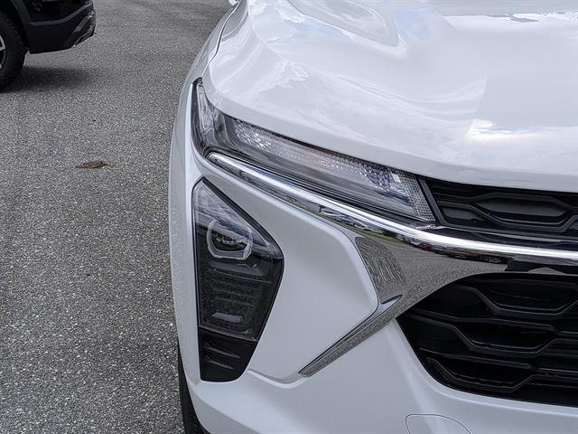 New 2026 Summit White Chevrolet LS image 35