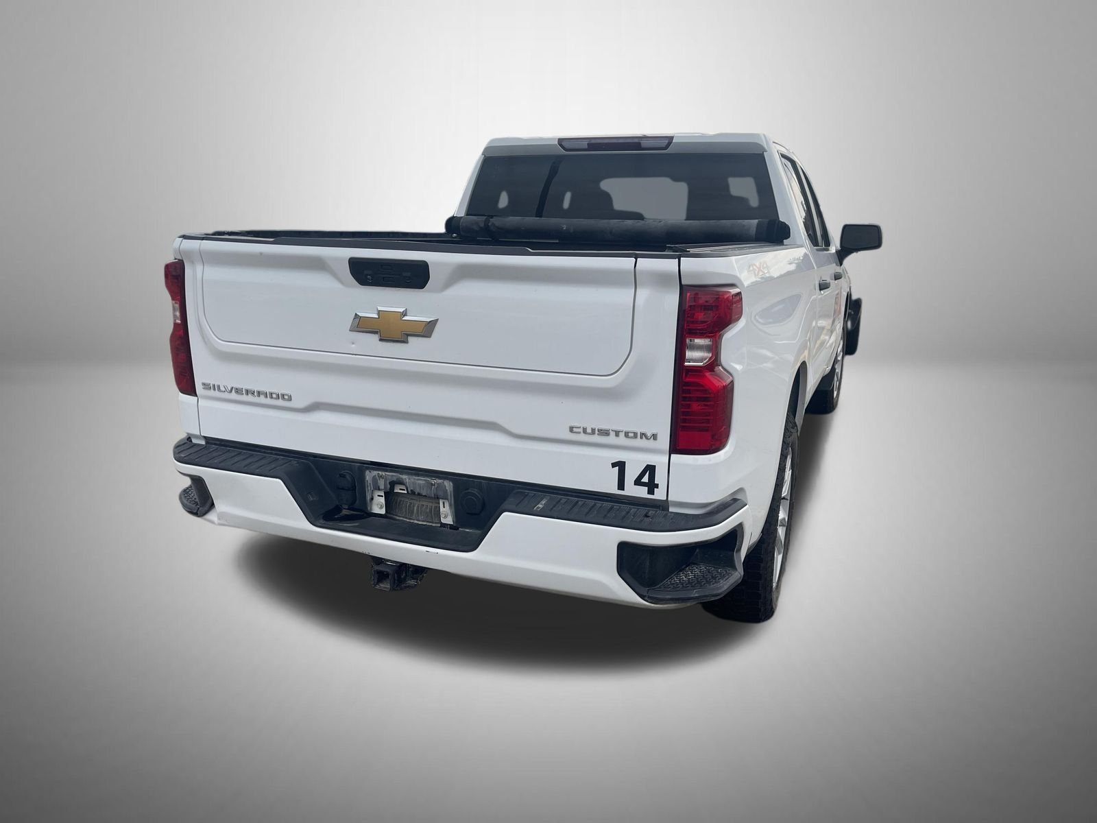 Used 2022 Summit White Chevrolet Custom image 6