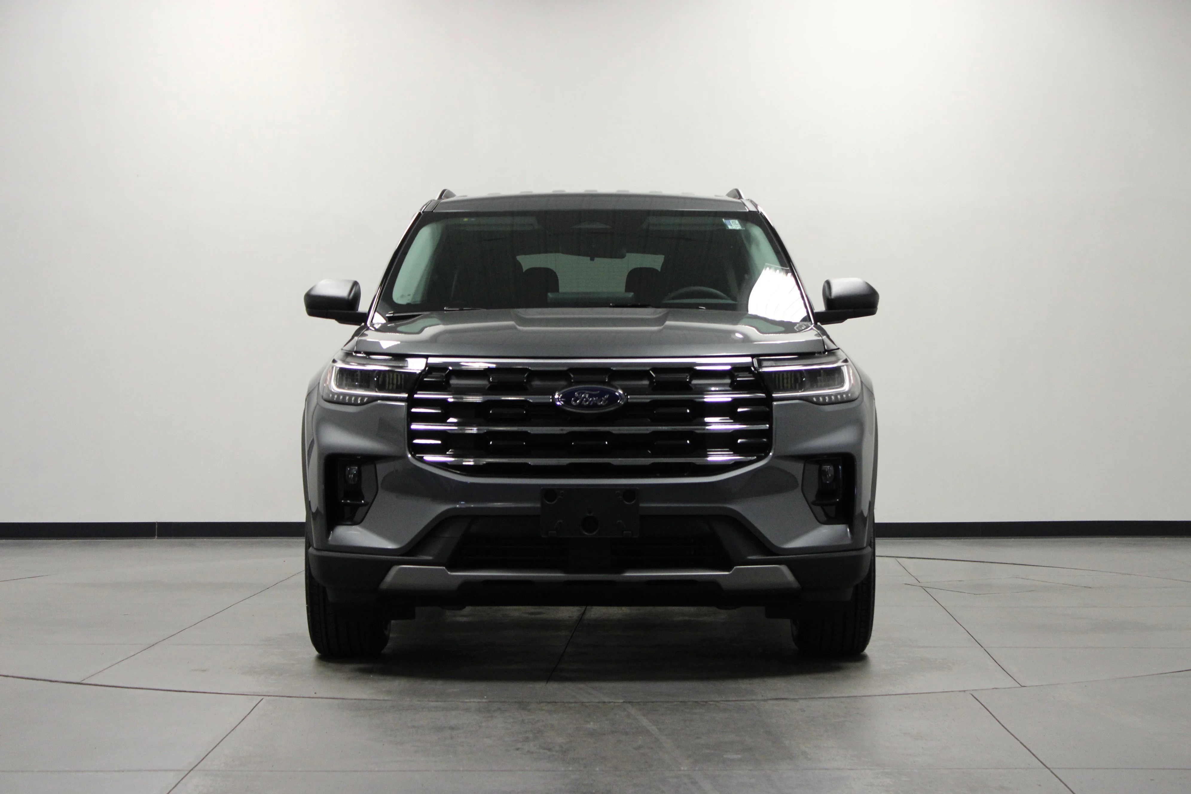 New 2026 Carbonized Gray Metallic Ford Active image 9
