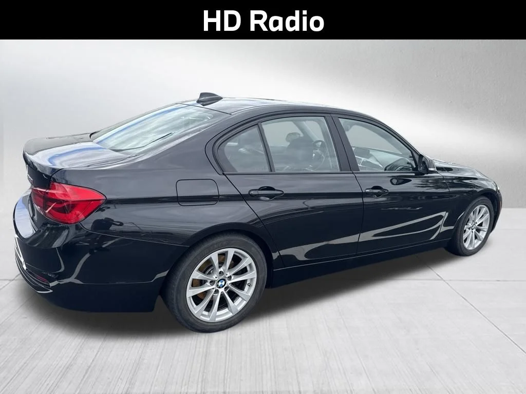 Used 2018 Black BMW 320i xDrive image 6
