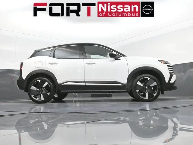 New 2026 Aspen White TriCoat / Super Black Two-tone Nissan SR image 38