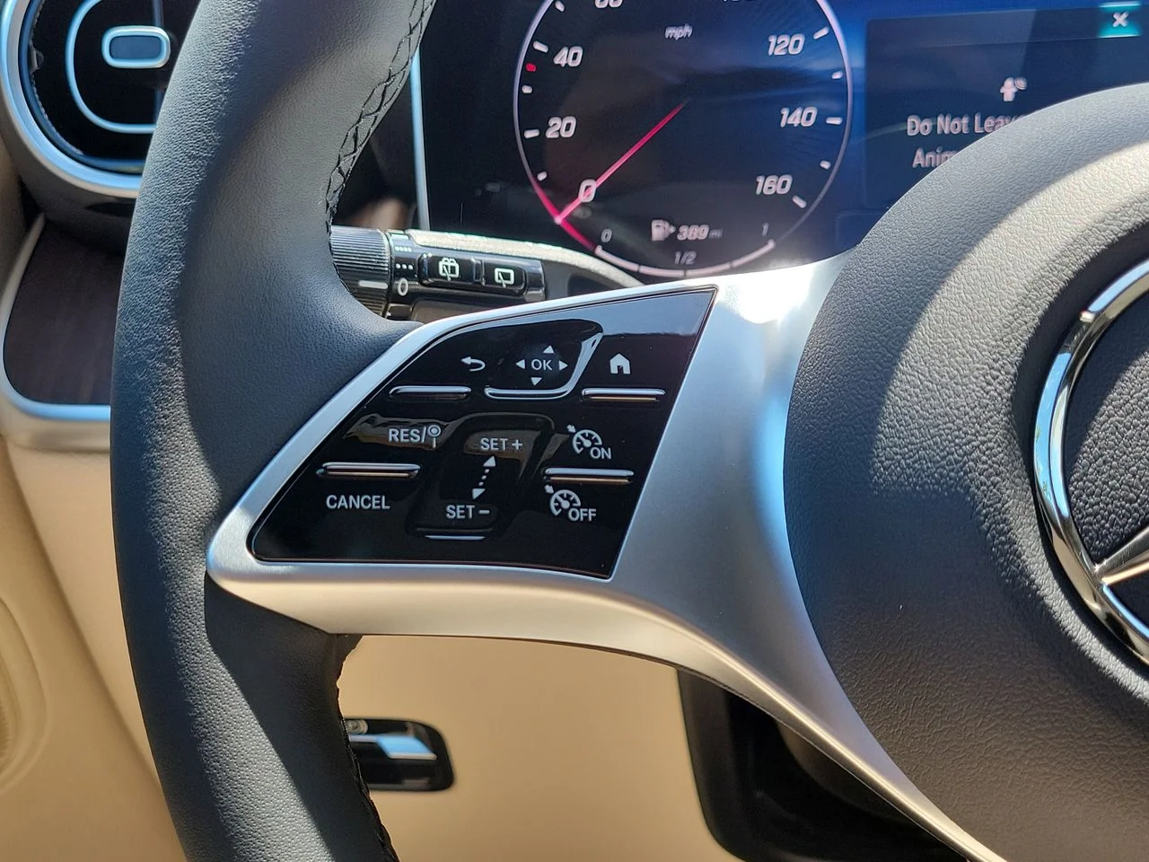 New 2026 Cirrus Silver Metallic Mercedes-Benz GLC 300 image 29