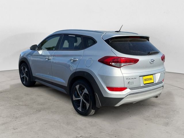 Used 2017 Silver Hyundai Sport image 3