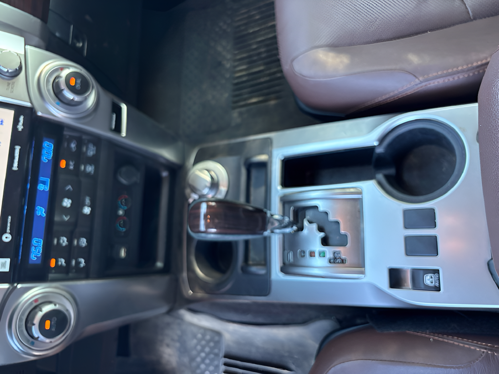 Used 2022 Green Toyota Limited image 18
