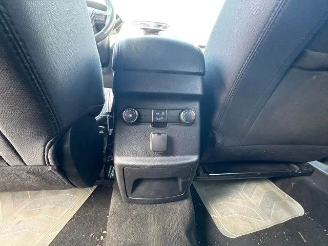 Used 2018 Silver Ford XLT image 13