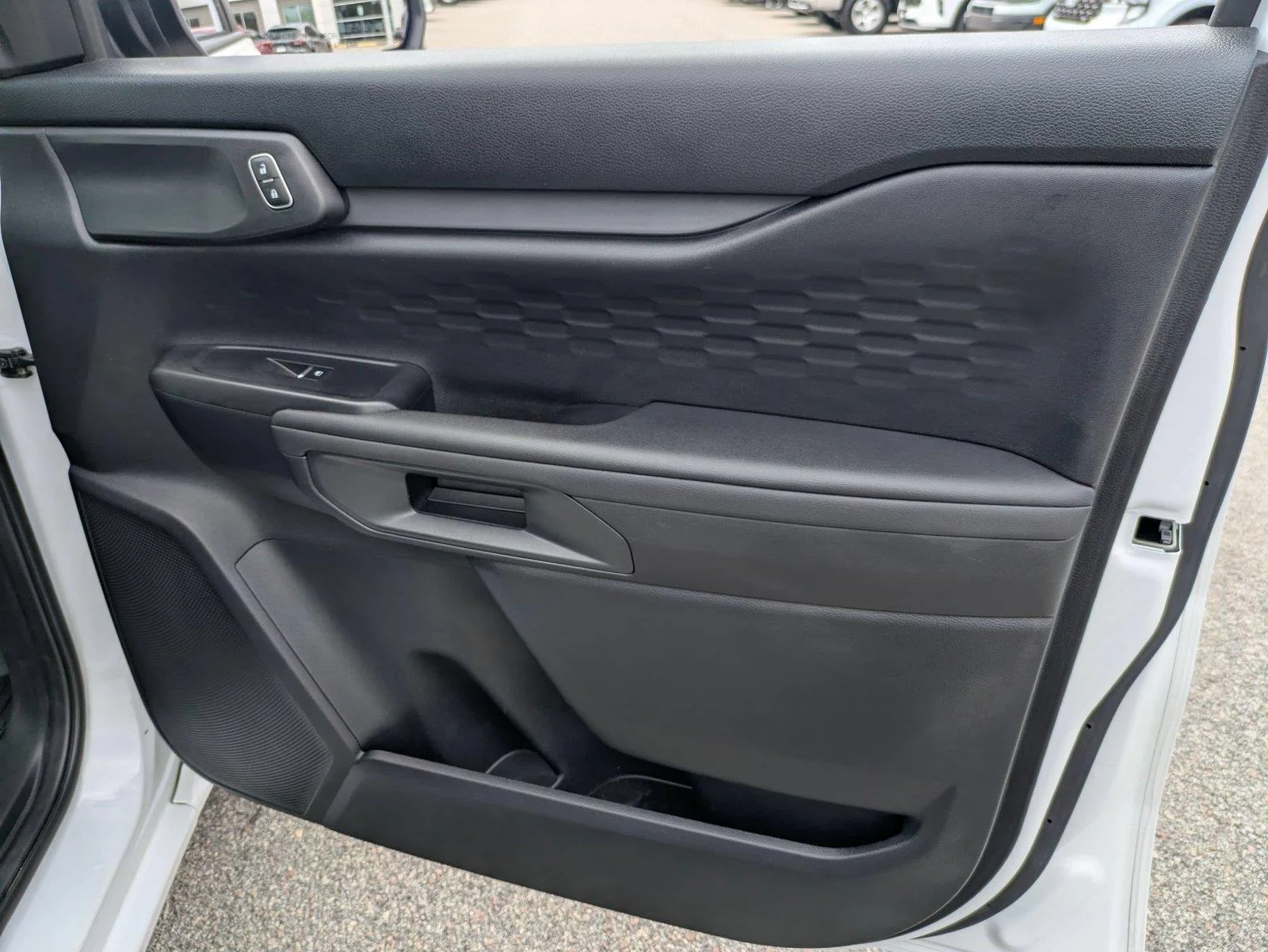 Used 2024 Oxford White Ford XL image 27