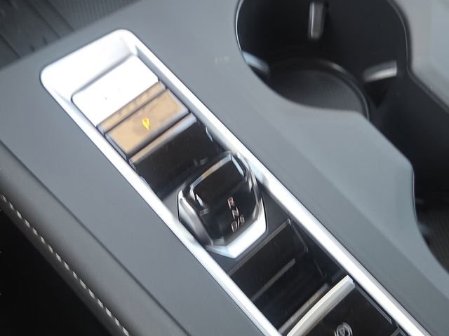 New 2026 Opal White Pearl Volkswagen 2.0T SE image 13
