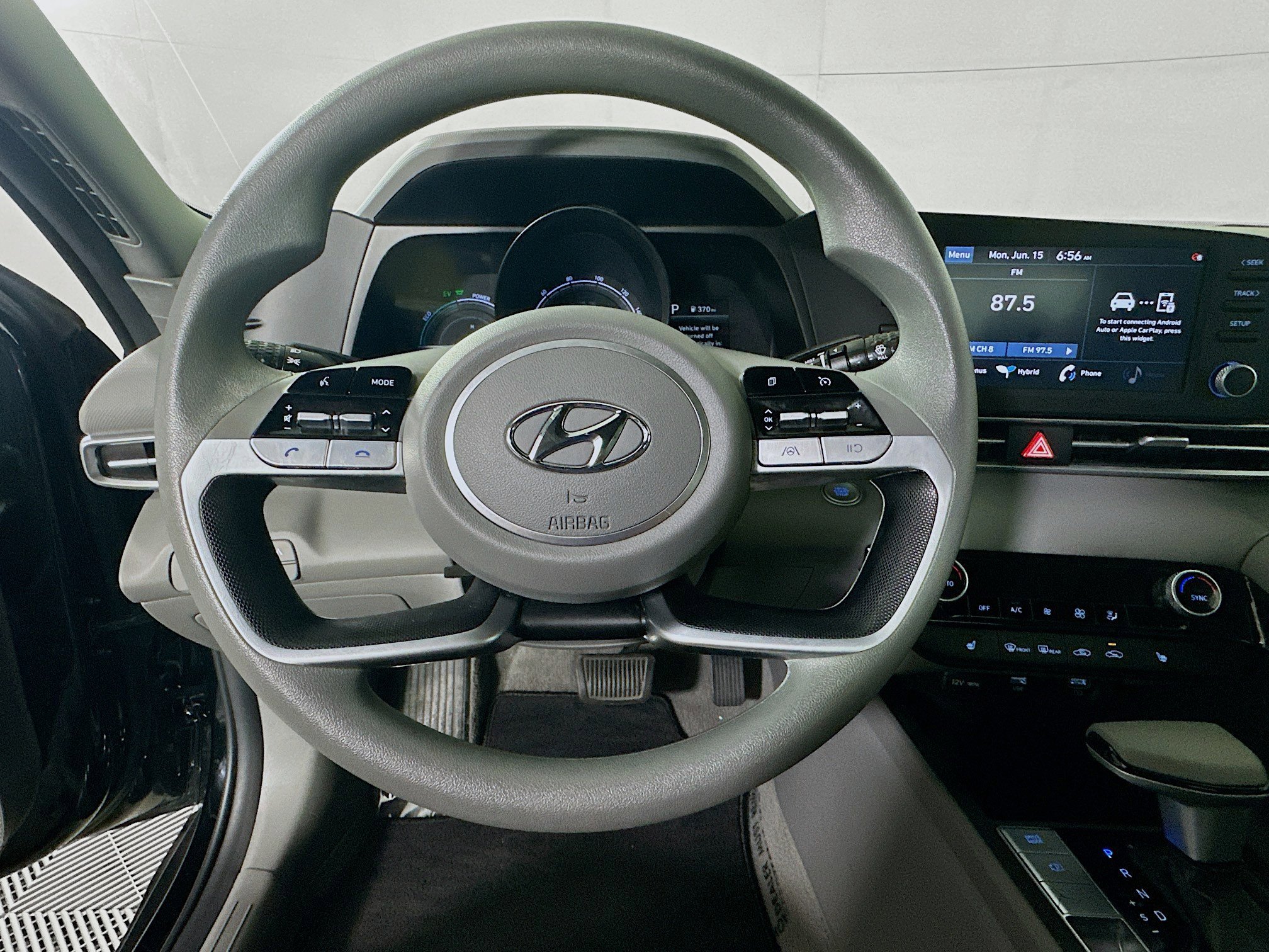 Used 2022 Phantom Black Hyundai Blue image 15