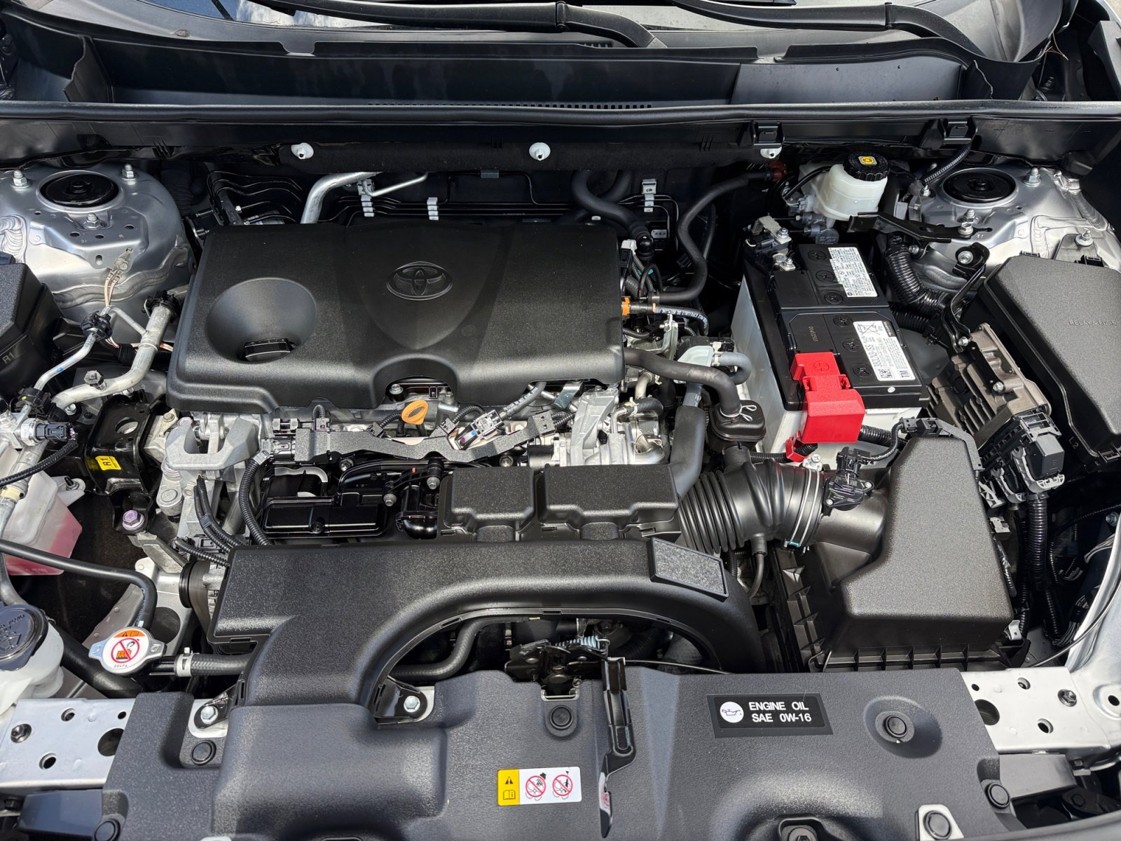 Used 2021 Silver Sky Metallic Toyota XLE image 20