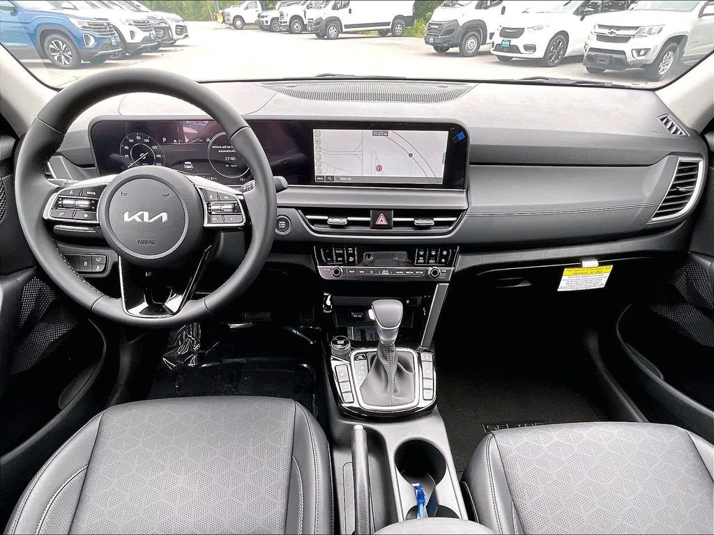 New 2026 Dark Ocean Blue Kia EX image 11
