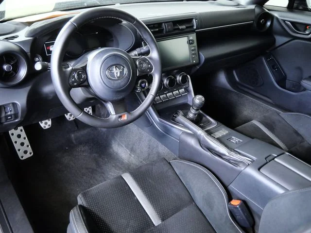Certified Used 2024  Toyota Premium image 3