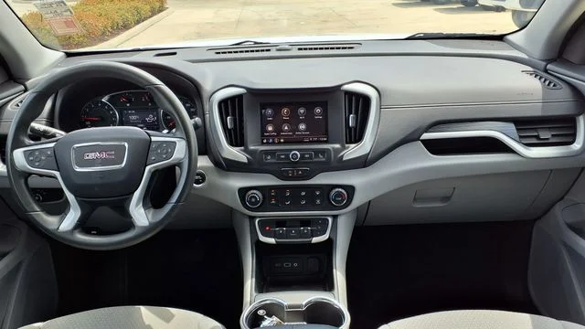 Used 2023 White GMC SLE image 20
